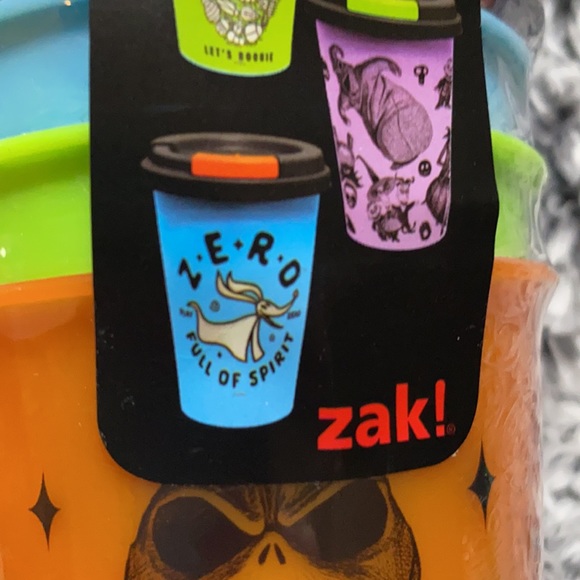 New 4 pack 16oz nightmare before Christmas Disney tumblers - Picture 7 of 9